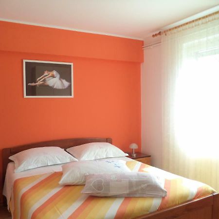 Valeriana Apartment Pula Exterior foto