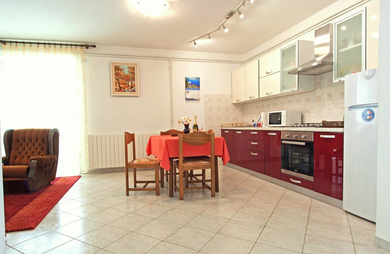 Valeriana Apartment Pula Exterior foto